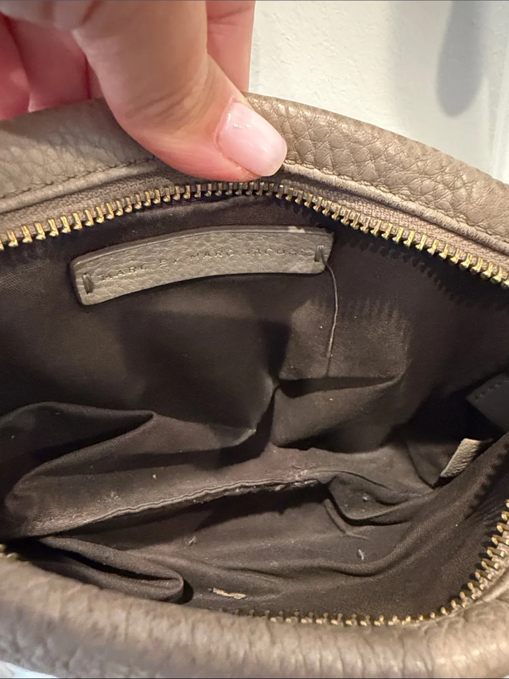 Marc by Marc Jacobs Pebbled Leather Crossbody Bag Gray Taupe Gold